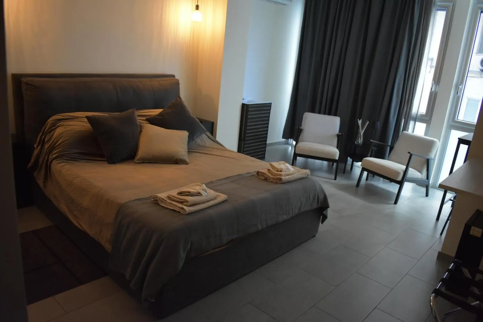 Mimmu Private Rooms Naples 0*,