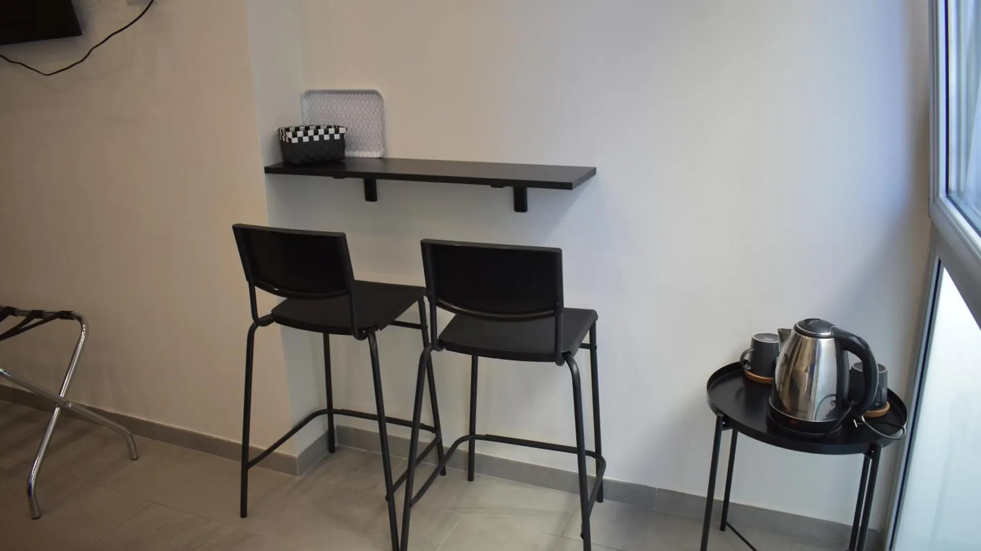 Mimmu Private Rooms Naples Italy