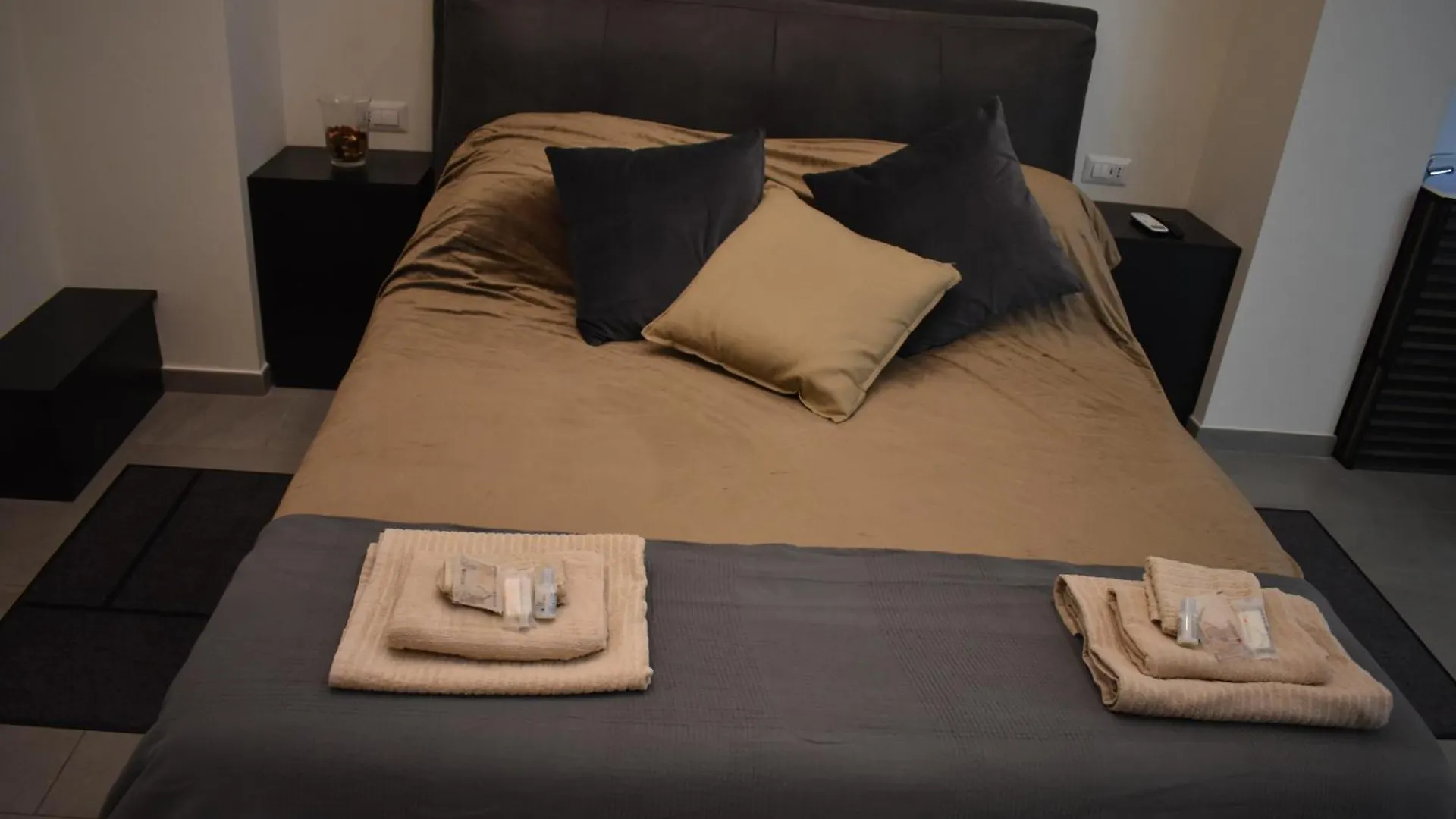 Mimmu Private Rooms Naples Guest house