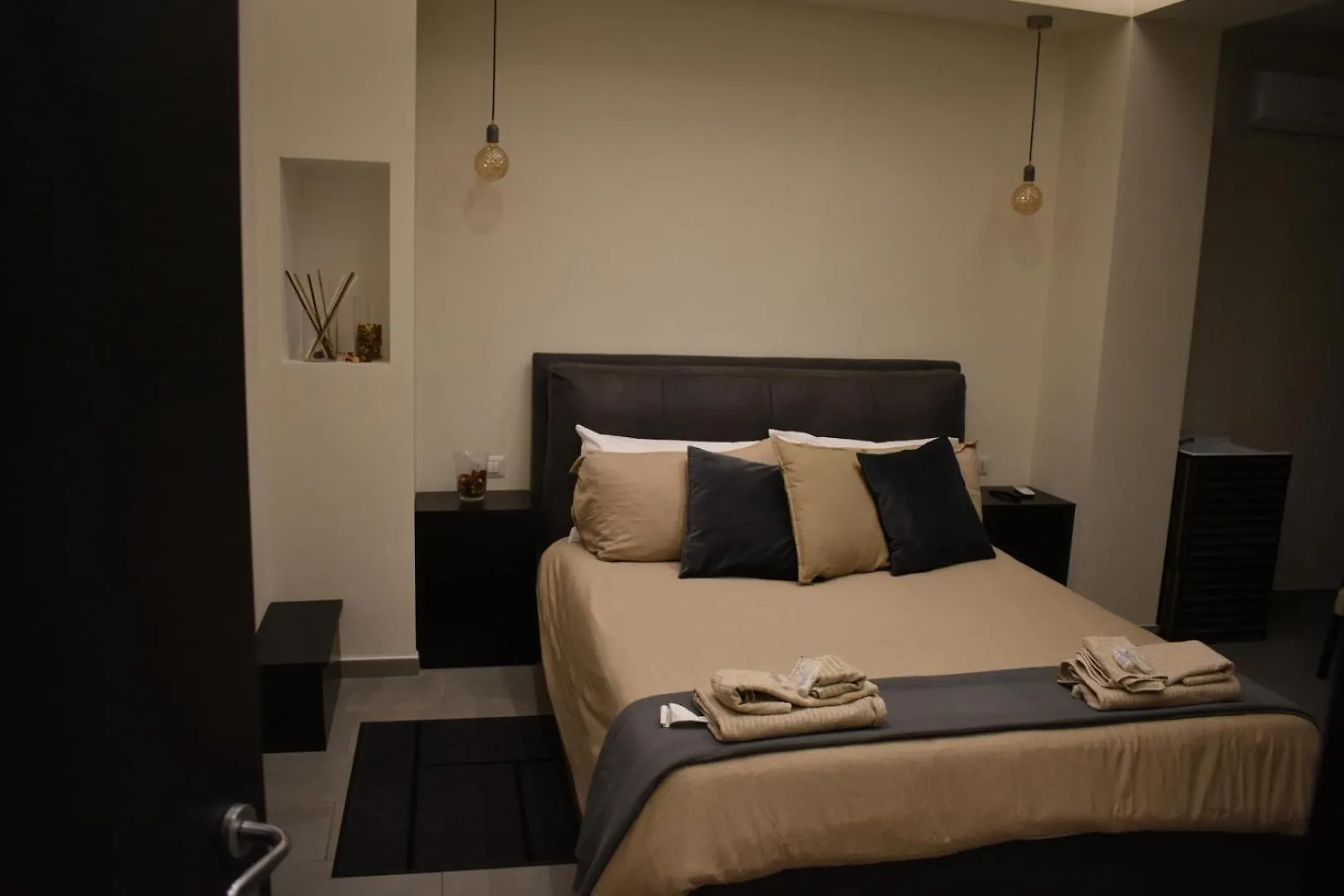 Mimmu Private Rooms location