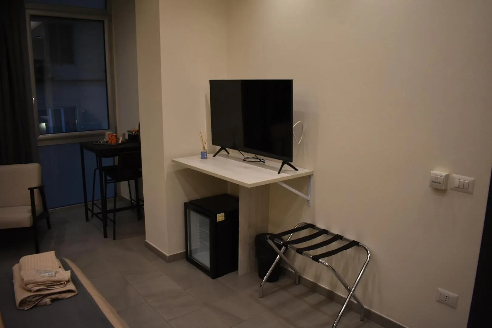 Mimmu Private Rooms Naples 0*,